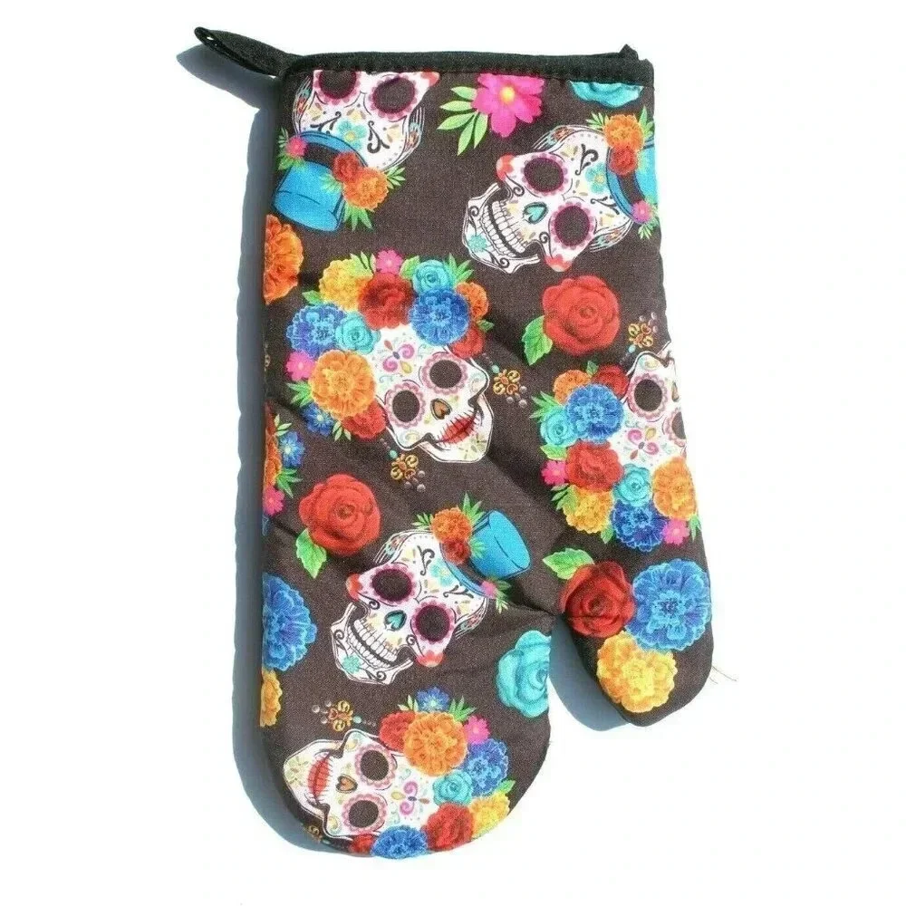 NEW Colorful Day of the Dead Sugar Skull Design Oven Mitt (Halloween)